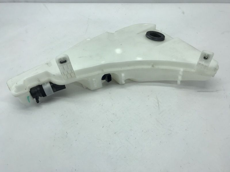 Бачок омивача скла 4G8955451J Audi A6