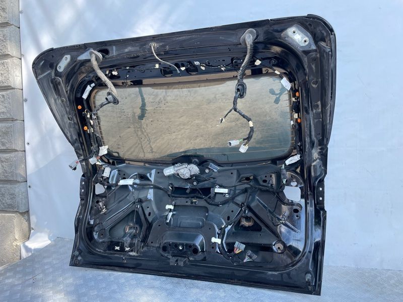 Кришка багажника LJ6Z7840010A Ford Escape