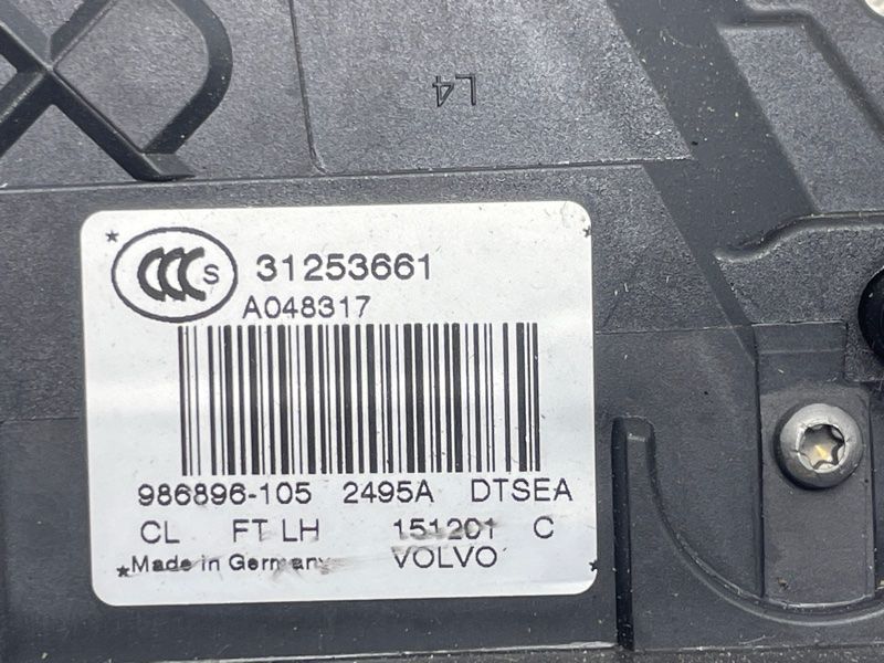 Замок дверей 31253661 Volvo XC60