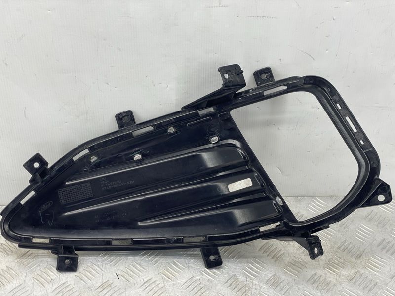 Накладка протитуманної фари KT4B15B201KAW Ford Edge