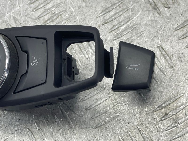Кнопка відкривання кришки багажника E1GT19B514ABW Ford Edge