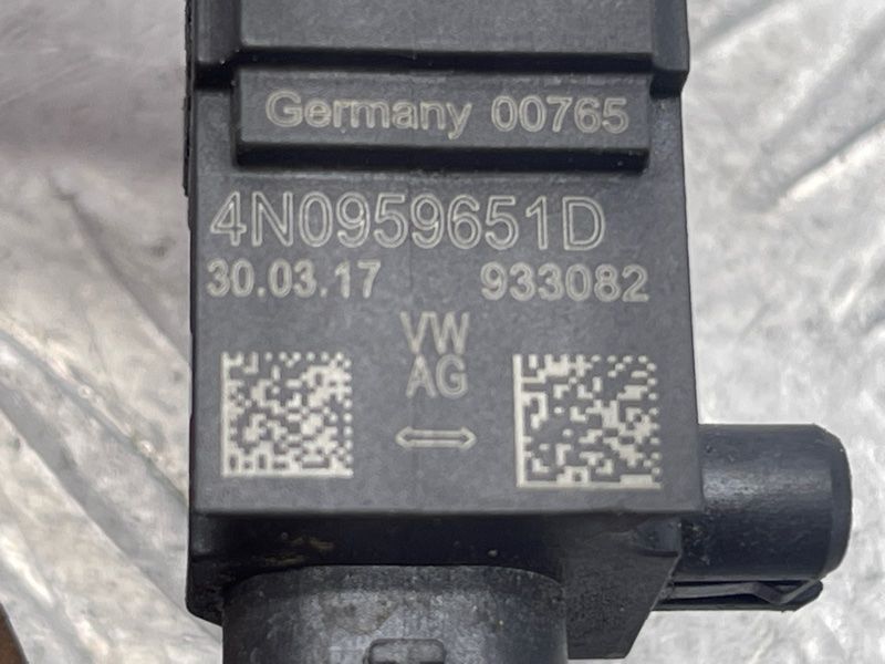 Датчик удару 4N0959651D Audi Q5