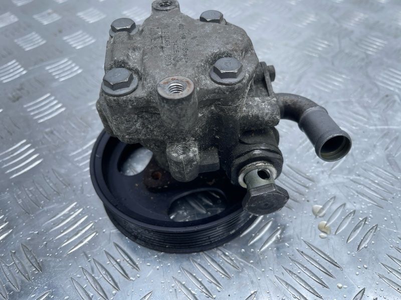 Насос гідропідсилювача керма 7L8422154E Audi Q7