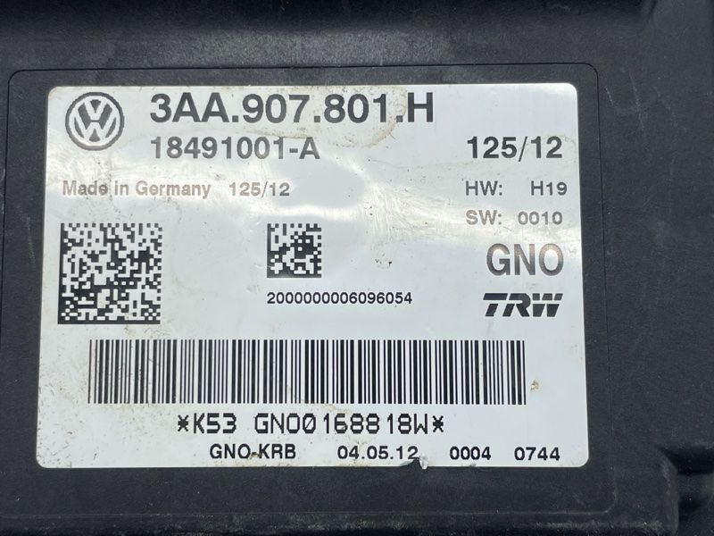 Блок управления стояночным тормозом 3AA907801H Volkswagen CC
