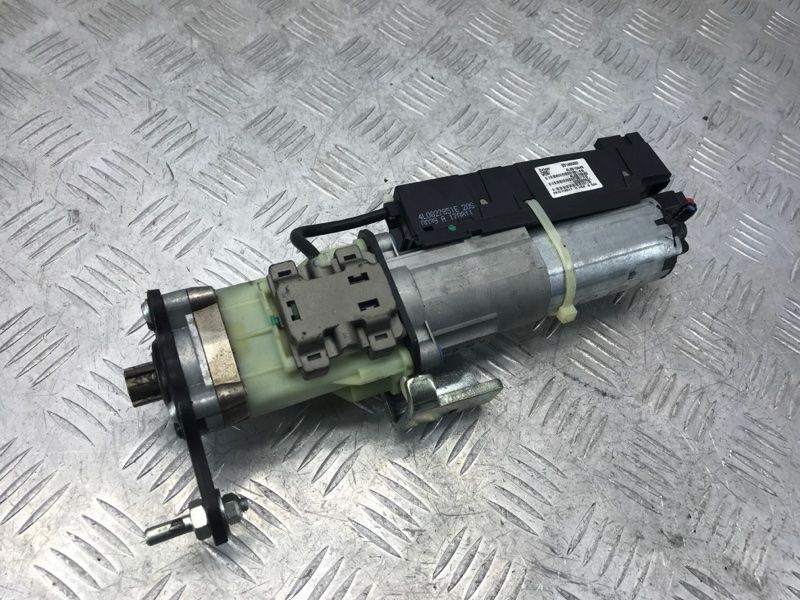 Привідний блок кришки багажника 4L0827851E Audi Q7