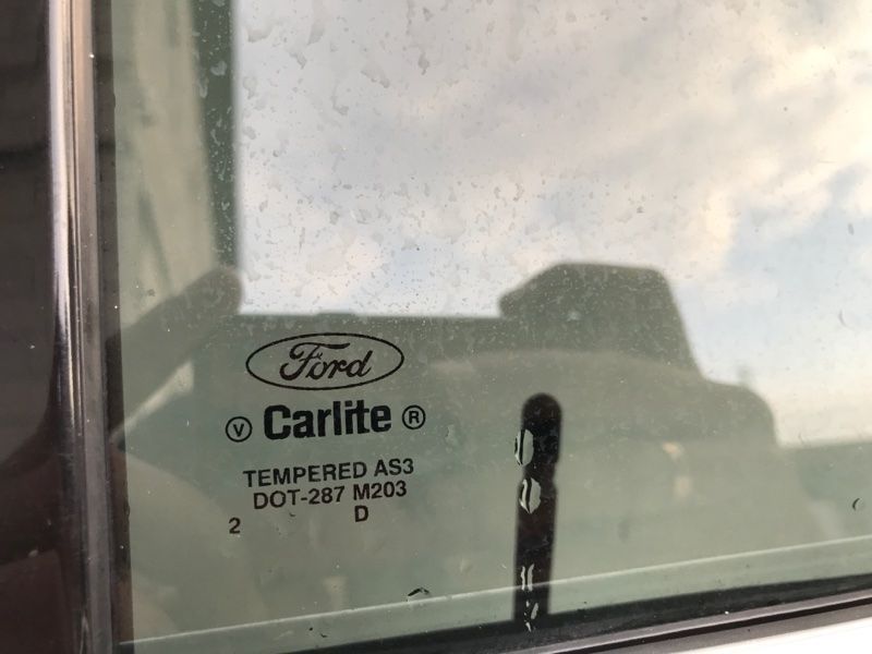 Двері 8A8Z7424631A Ford Flex