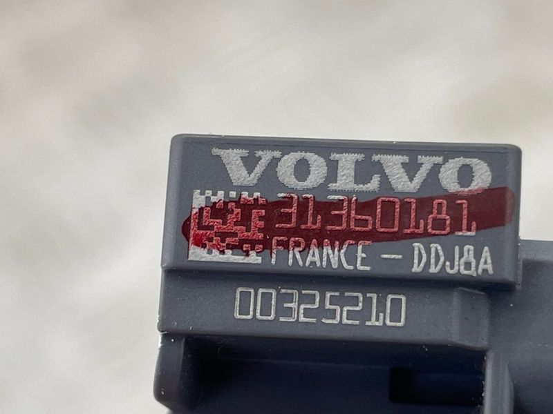 Датчик удару 31360181 Volvo XC90