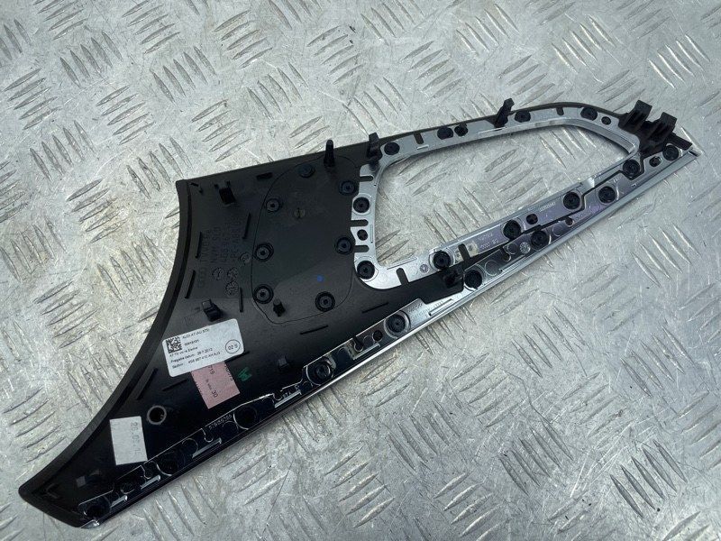 Декоративная вставка двери 4G8867410AHAJ3 Audi A7