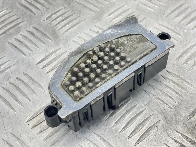 Резистор пічки 8T0820521 Audi A4 Allroad
