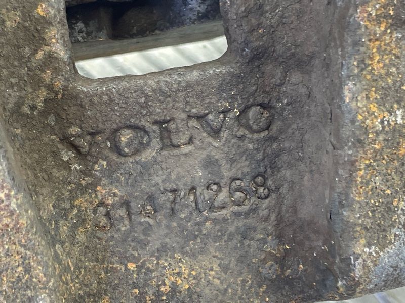 Супорт гальмівний 31471268 Volvo XC90