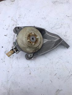 Опора / подушка КП 4M0399151K Audi Q7