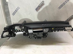 Торпедо з подушкою безпеки 4H1857001B38M Audi A8