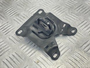 Скоба замка капота 4H0823186D Audi A8