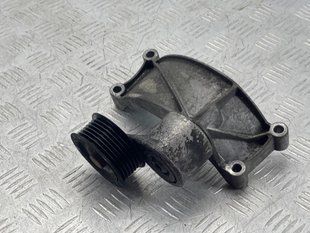 Кронштейн генератора 06E903143D Audi A6