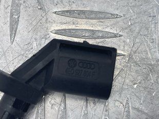 Датчик ABS 265007927 Audi A6
