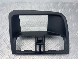 Накладка дефлектора повітря 1284824 Volvo XC60