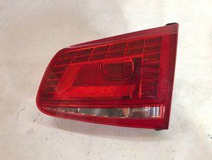 Фонарь внутренний правый 7P6945308 Volkswagen Touareg Volkswagen Touareg