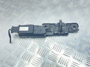 Держатель замка с эл. двигателем доводчика 4f9827383h Audi Q3
