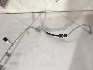 Трубка кондиционера 5QF816741C Volkswagen Tiguan
