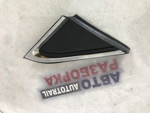 Угловой молдинг двери / Треугольник Ford Edge