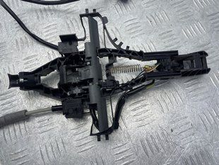 Кронштейн ручки 30784205 Volvo XC60