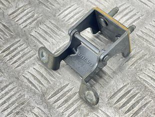 Петля кришки багажника 31371076 Volvo XC90