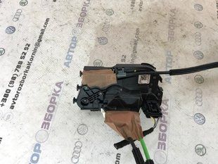 Замок задней двери LJ6BS264A32AD Ford Escape