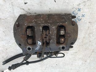 Суппорт тормозной 7P0615424 Volkswagen Touareg