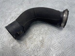 Патрубок интеркулера 4G0145737AE Audi A6