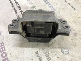 Опора / Подушка КП 3C0199555AE Audi Q3