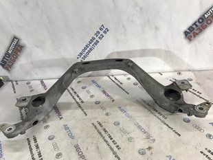 Кронштейн опори двигуна 7P0199207 Audi Q7