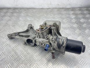 Кронштейн генератора и компрессора кондиционера 06L903143A Audi A6