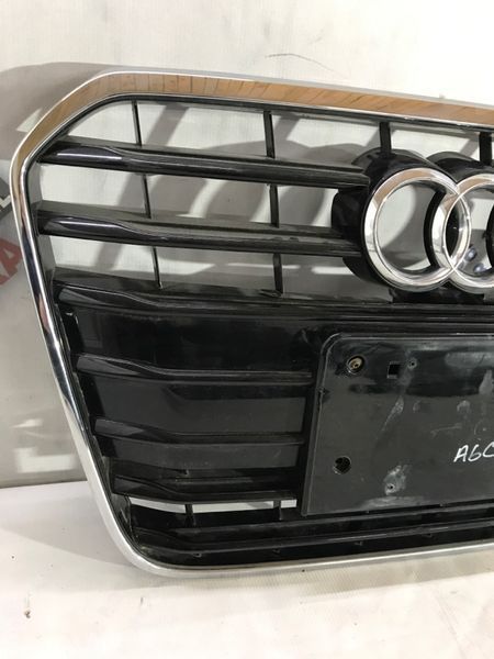 Решетка радиатора 4G0853653 Audi A6