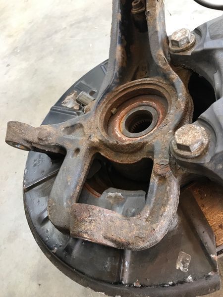 Поворотний кулак / цапфа 7L0407257A Volkswagen Touareg