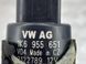 Насос омивача скла 1K6955651 Audi Q7 Audi A3, Audi A3 e-tron, Audi A4, Audi A4 Allroad, Audi A6, Audi A6 Allroad, Audi A7, Audi A8, Audi e-tron, Audi e-tron GT, Audi e-tron S, Audi Q3, Audi Q4 e-tron, Audi Q5, Audi Q7, Audi Q8, Audi Q8 e-tron, Audi RS3, Audi RS6 Avant, Audi RS7, Audi RS e-tron GT, Audi RS Q8, Audi S3, Audi S4, Audi S6, Audi S7, Audi S8, Audi SQ5, Audi SQ7, Audi SQ8, Audi SQ8 e-tron, Volkswagen Atlas, Volkswagen Atlas Cross Sport, Volkswagen e-Golf, Volkswagen Golf, Volkswagen Golf Alltrack, Volkswagen Golf R, Volkswagen Golf SportWagen, Volkswagen GTI, Volkswagen ID.4, Volkswagen Jetta, Volkswagen Passat, Volkswagen R32, Volkswagen Rabbit, Volkswagen Taos, Volkswagen Tiguan, Volkswagen Tiguan Limited, Volkswagen Touareg #1