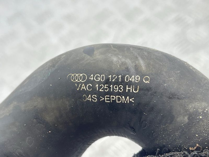 Патрубок 4g0121049q Audi A7