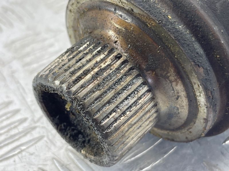 Піввісь 4H0407271H Audi A6