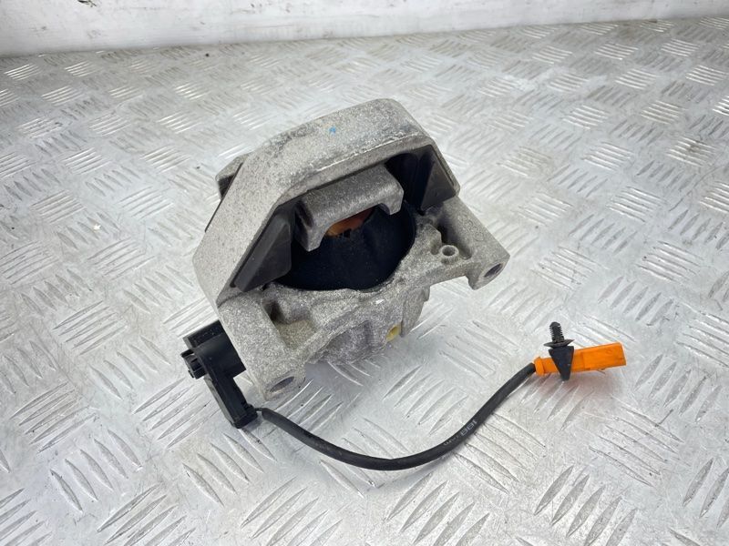 Подушка двигателя 4G0199381LF Audi A7