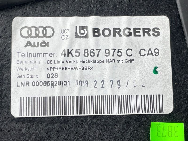 Обшивка задньої кришки Ляда 4K5867975CCA9 Audi A6