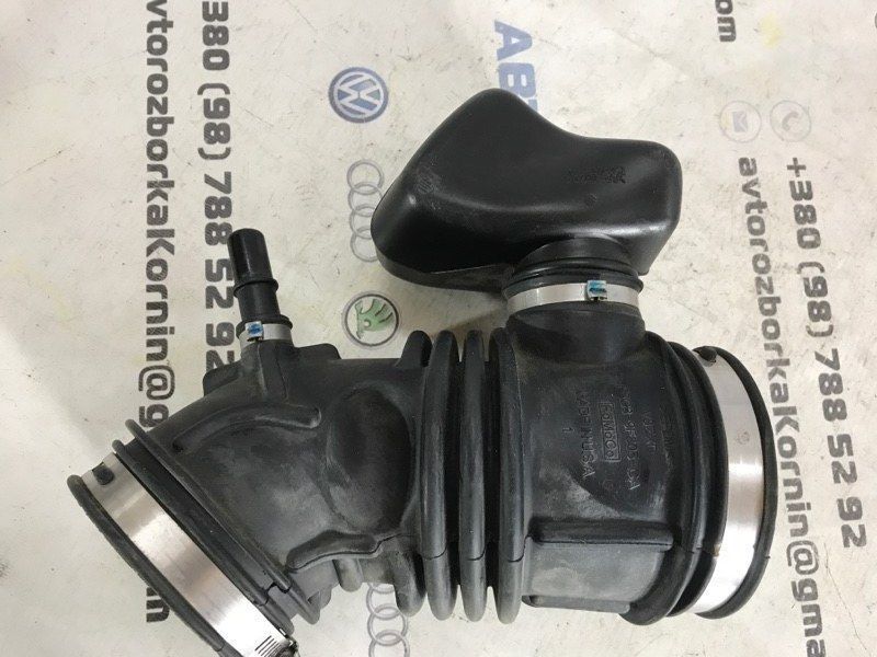 Патрубок повітряного фільтра F2G39F805CA Ford Edge