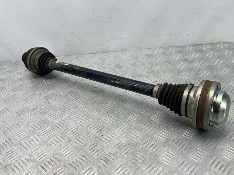 Піввісь 8R0501203C Audi A6