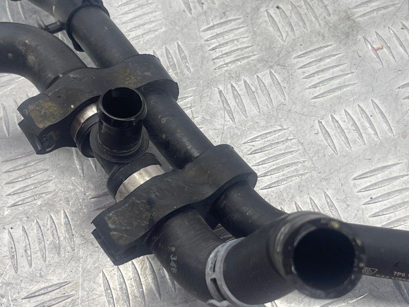 Шланг системи охолодження 7P6121156E Volkswagen Touareg