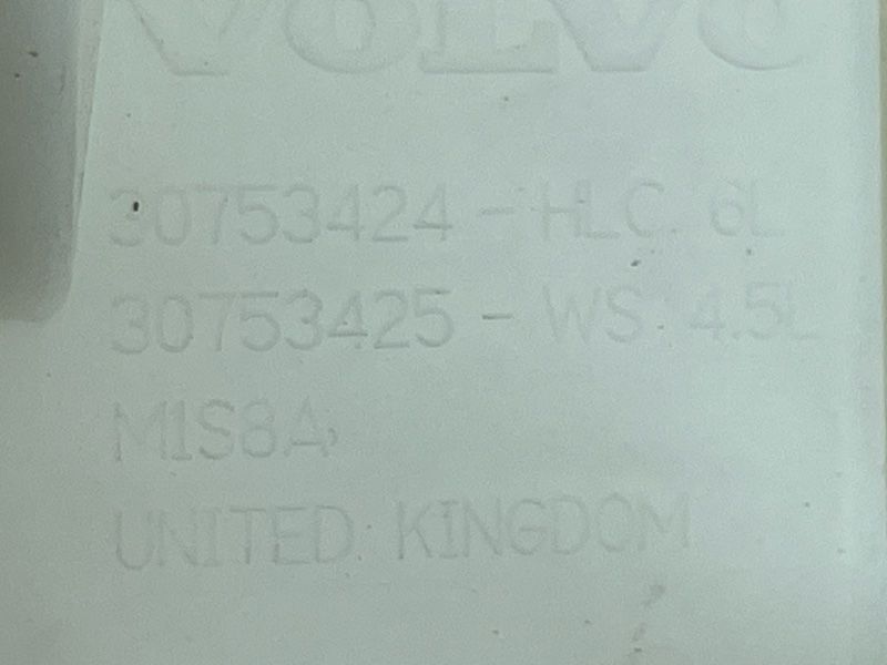 Бачок омивача скла 30753425 Volvo XC60
