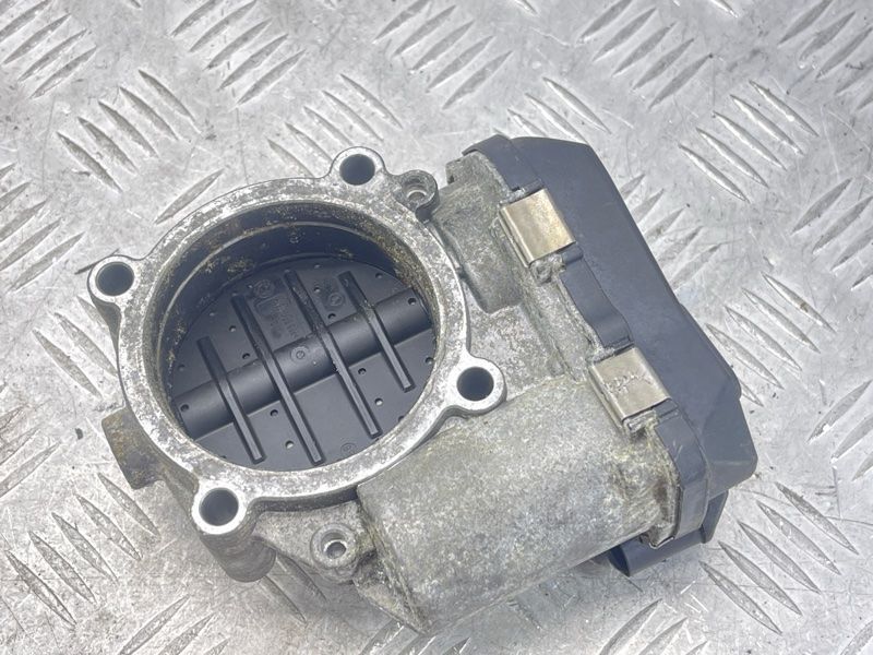 Дроссельная заслонка 06E133062G Audi A6
