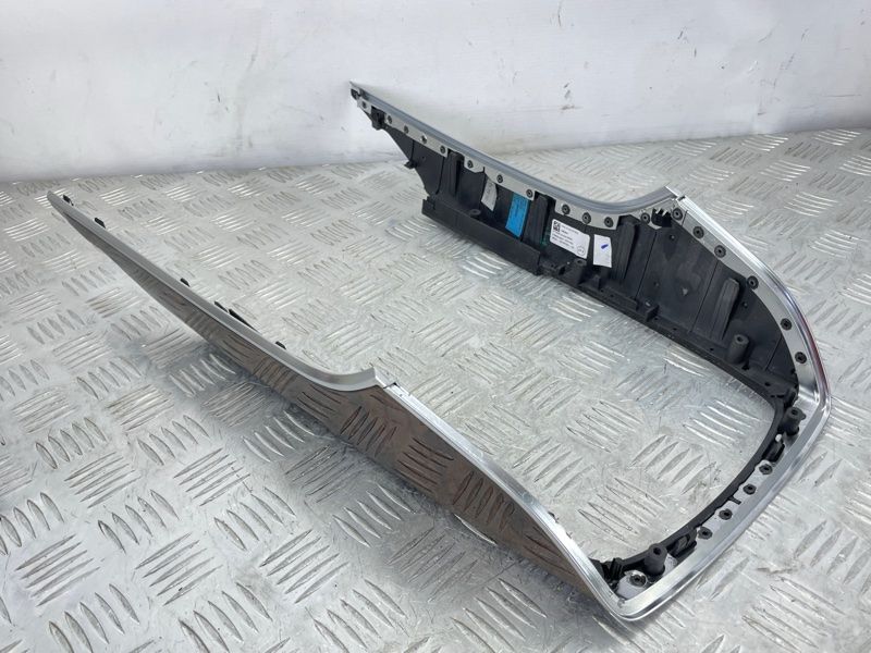 Накладка центральної консолі 4G0864261LLE2 Audi A6