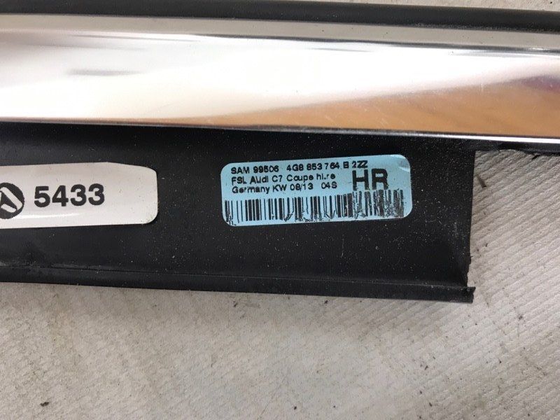 Молдинг дверей 4G8853764B2ZZ Audi S7