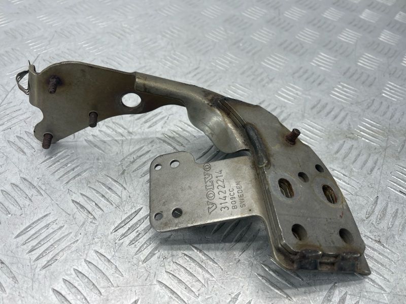 Кронштейн глушителя 31422214 Volvo XC60