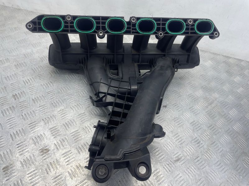 Колектор випускний 6G9N9424AL Volvo XC60