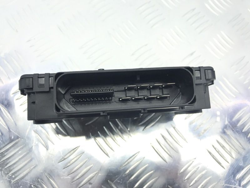 Блок керування стоянковим гальмом 7P0907801F Volkswagen Touareg