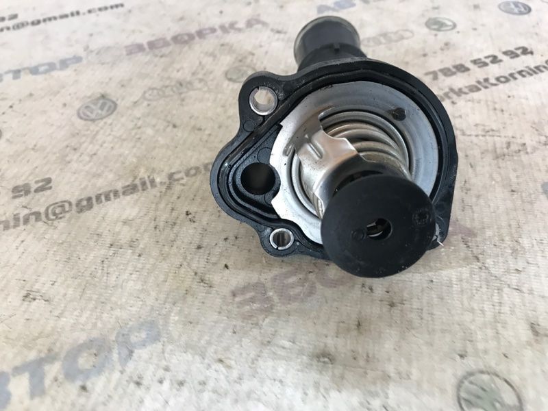 Корпус термостата FR3Z8575A Ford Edge